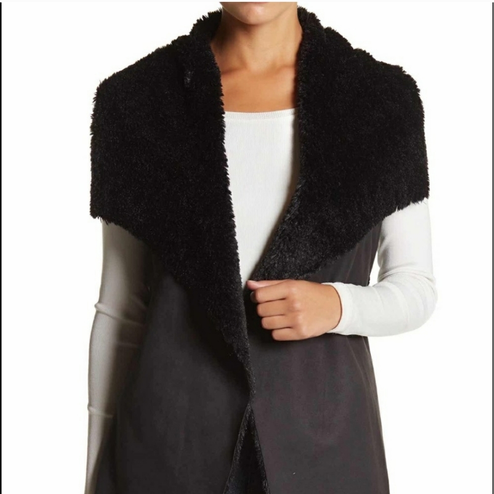 Romeo & Juliet Couture Brown Faux Fur Waterfall Cardigan Vest Size Medium
